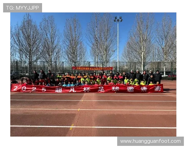 新2足球推广足球运动的社会价值与助力体育产业健康发展